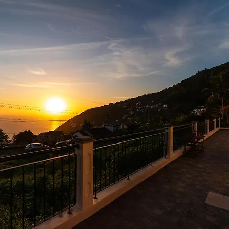 Casa Branca, In The Heart Of Apartmán Arco da Calheta (Madeira)