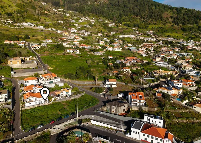 Casa Branca, In The Heart Of * Arco da Calheta (Madeira)
