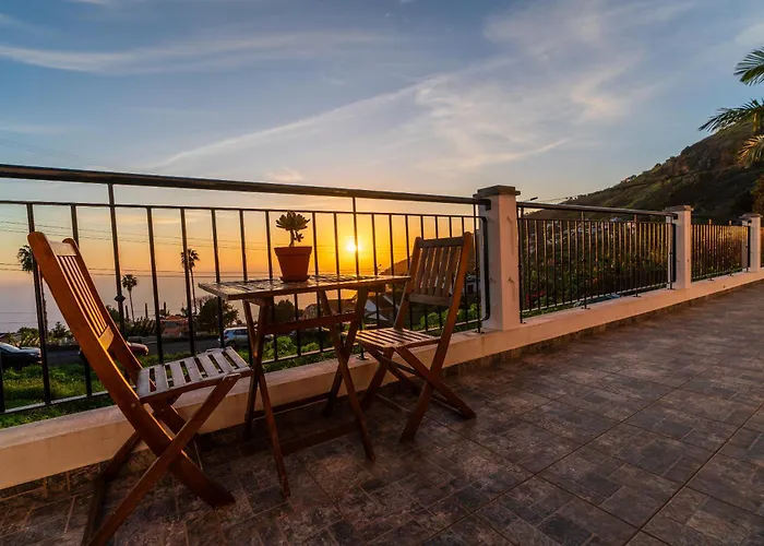 Daire Casa Branca, In The Heart Of Arco da Calheta (Madeira)