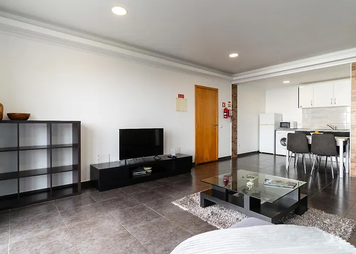 Casa Branca, In The Heart Of * Arco da Calheta (Madeira)