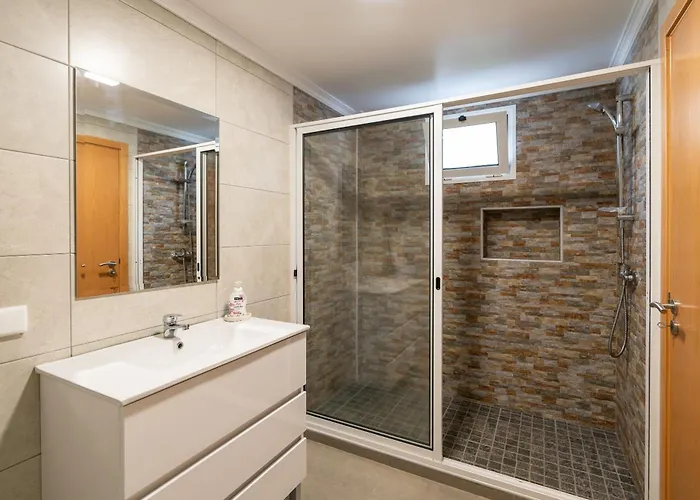 Casa Branca, In The Heart Of Daire Arco da Calheta (Madeira)